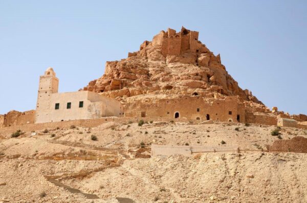 Douirat Tunisie Djerba to the Dahar Mountains: The Ultimate 8-Day Trekking Program