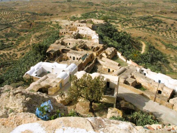 village-berbere-takrouna Journée berbère Zaghouan Takrouna : Ziriba El Olya et villages berbères authentiques