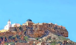 village-takrouna-tunisie Journée berbère Zaghouan Takrouna : Ziriba El Olya et villages berbères authentiques